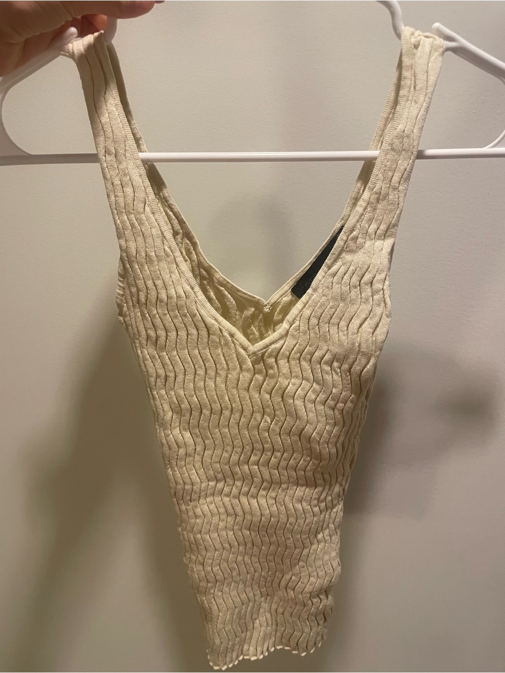 Zara Textured V-Neck Ribbed Tank Top - Cream
